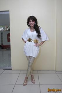 Dewi Sandra