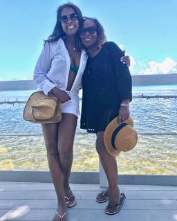 Lori Stokes