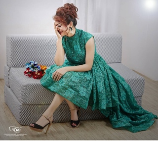 Falaq Naaz