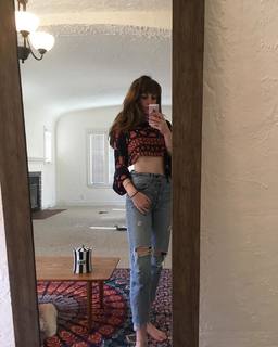 Sasha Sloan
