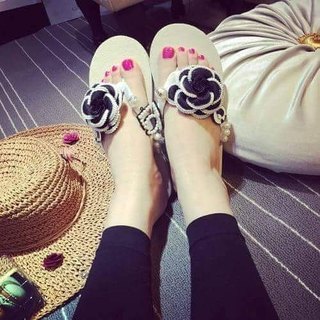 Zarin Zara Khan