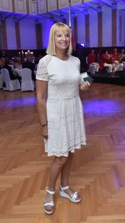 Nada Abrus