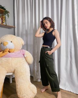 Adhisty Zara
