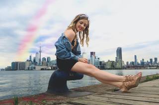 Maya Henry