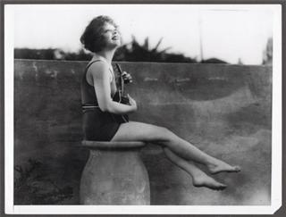 Clara Bow (I)