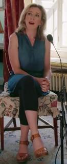 Muireann Nic Amhlaoibh