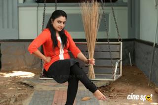 Rimi Tomy