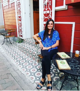 Yaprak Sayar