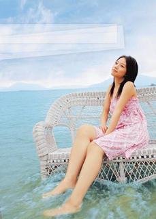 Stephy Tang