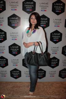 Urvashi Dholakia