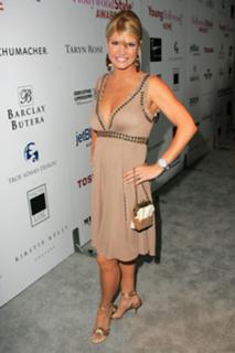 Dayna Devon