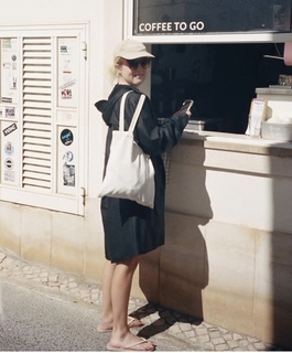 Julia Frew