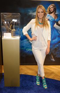 Yvonne Schröder