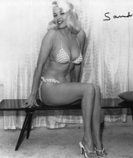 Sandra Giles